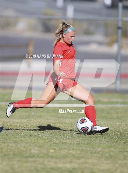 Thumbnail 3 in Truckee vs. Boulder City (NIAA 3A Semifinal) photogallery.