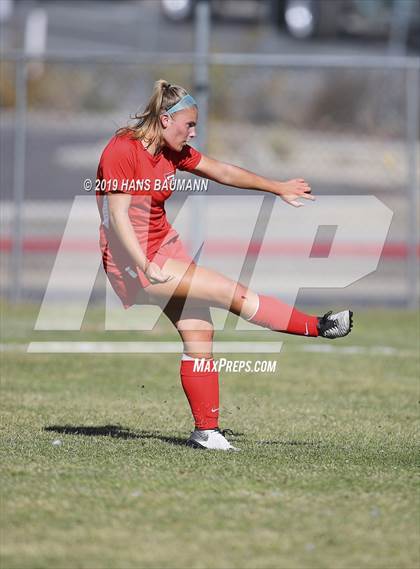 Thumbnail 3 in Truckee vs. Boulder City (NIAA 3A Semifinal) photogallery.