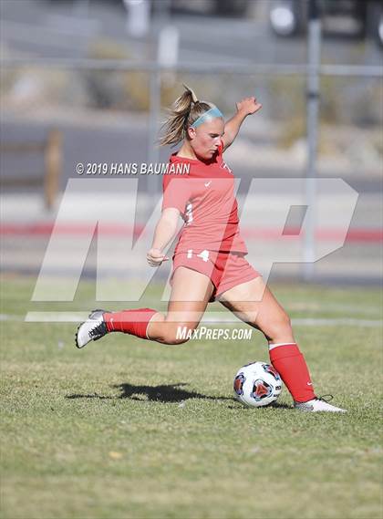 Thumbnail 1 in Truckee vs. Boulder City (NIAA 3A Semifinal) photogallery.