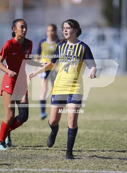 Thumbnail 1 in Truckee vs. Boulder City (NIAA 3A Semifinal) photogallery.