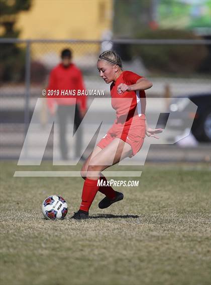 Thumbnail 3 in Truckee vs. Boulder City (NIAA 3A Semifinal) photogallery.
