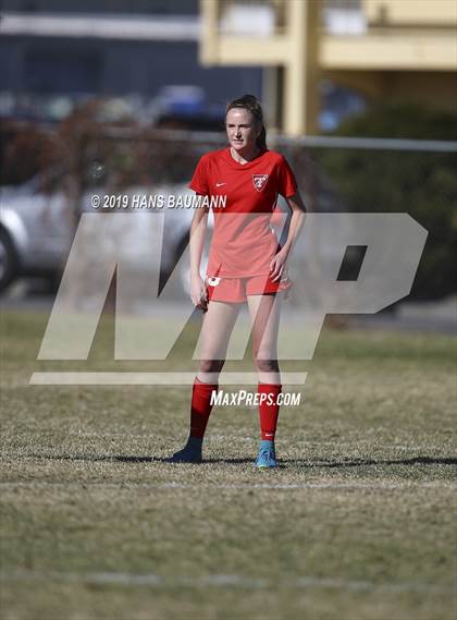 Thumbnail 2 in Truckee vs. Boulder City (NIAA 3A Semifinal) photogallery.