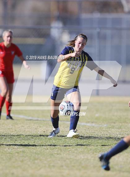 Thumbnail 1 in Truckee vs. Boulder City (NIAA 3A Semifinal) photogallery.