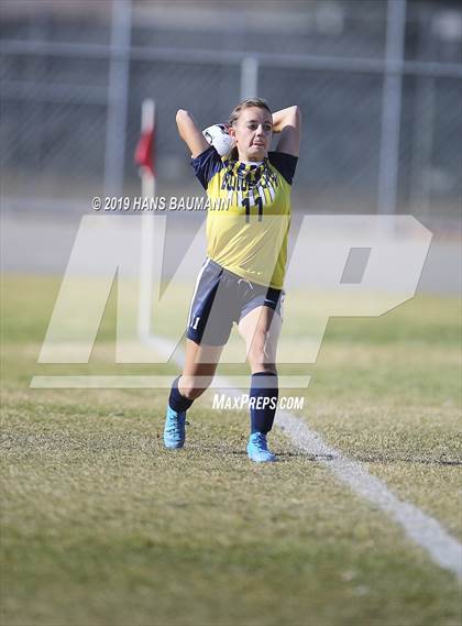 Thumbnail 3 in Truckee vs. Boulder City (NIAA 3A Semifinal) photogallery.
