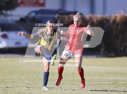 Thumbnail 1 in Truckee vs. Boulder City (NIAA 3A Semifinal) photogallery.