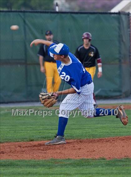 Thumbnail 2 in Science Hill @ Bearden (Kesslers Classic) photogallery.