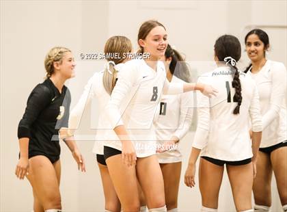 Thumbnail 2 in Notre Dame vs. Archbishop Mitty (Spikefest 1) photogallery.