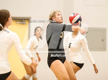 Thumbnail 1 in Notre Dame vs. Archbishop Mitty (Spikefest 1) photogallery.