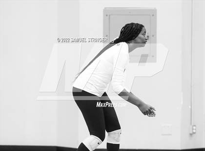 Thumbnail 1 in Notre Dame vs. Archbishop Mitty (Spikefest 1) photogallery.