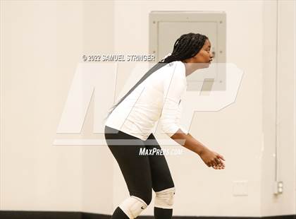 Thumbnail 3 in Notre Dame vs. Archbishop Mitty (Spikefest 1) photogallery.