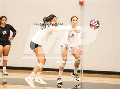 Thumbnail 3 in Notre Dame vs. Archbishop Mitty (Spikefest 1) photogallery.