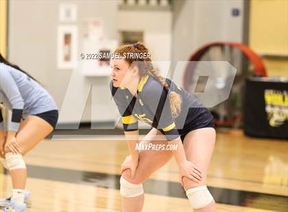 Thumbnail 2 in Notre Dame vs. Archbishop Mitty (Spikefest 1) photogallery.