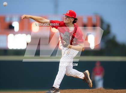 Thumbnail 1 in Katy @ Seven Lakes photogallery.