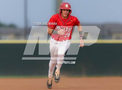 Thumbnail 1 in Katy @ Seven Lakes photogallery.