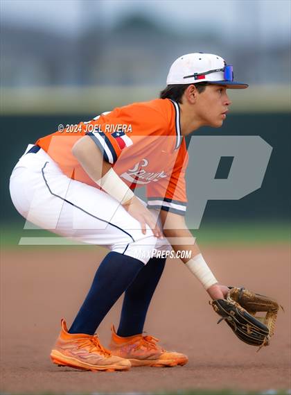 Thumbnail 2 in Katy @ Seven Lakes photogallery.