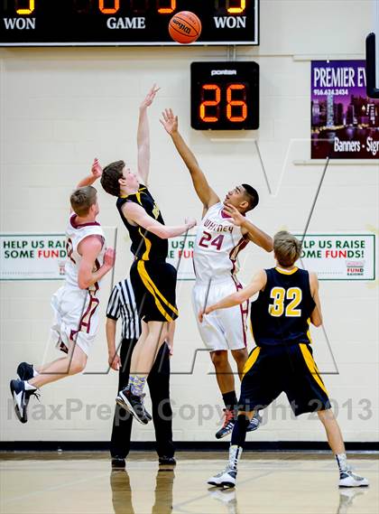 Thumbnail 2 in Del Oro vs Whitney (Whitney Christmas Classic) photogallery.