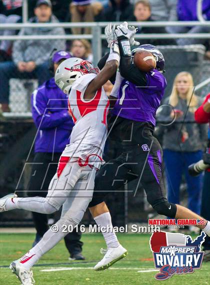 Thumbnail 1 in Gonzaga vs. St. John's (2015 MaxPreps Rivalry Series) photogallery.