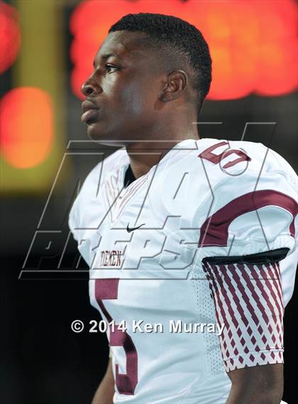 Thumbnail 3 in Cameron Yoe vs Edna (UIL 3A D1 Semifinal) photogallery.