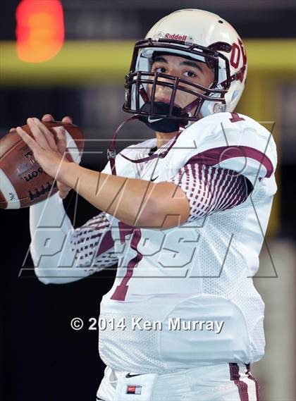 Thumbnail 3 in Cameron Yoe vs Edna (UIL 3A D1 Semifinal) photogallery.