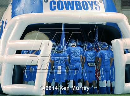 Thumbnail 2 in Cameron Yoe vs Edna (UIL 3A D1 Semifinal) photogallery.
