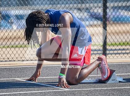 Thumbnail 2 in UIL 6A Track & Field Area 13&14 (400M) photogallery.