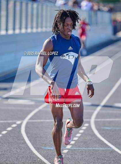 Thumbnail 2 in UIL 6A Track & Field Area 13&14 (400M) photogallery.