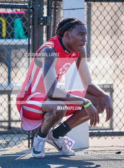 Thumbnail 2 in UIL 6A Track & Field Area 13&14 (400M) photogallery.
