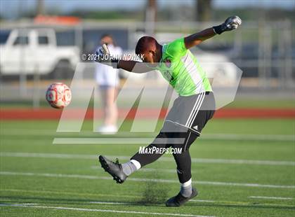 Thumbnail 3 in Bridgeland vs. MacArthur (UIL 6A Regional Quarterfinal Playoff) photogallery.