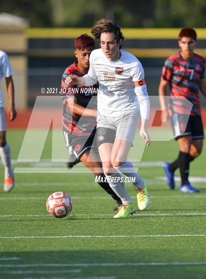 Thumbnail 3 in Bridgeland vs. MacArthur (UIL 6A Regional Quarterfinal Playoff) photogallery.