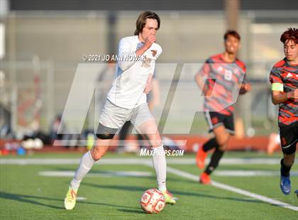Thumbnail 2 in Bridgeland vs. MacArthur (UIL 6A Regional Quarterfinal Playoff) photogallery.