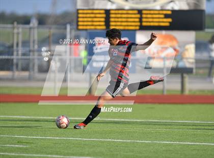Thumbnail 2 in Bridgeland vs. MacArthur (UIL 6A Regional Quarterfinal Playoff) photogallery.