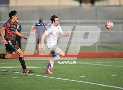 Thumbnail 2 in Bridgeland vs. MacArthur (UIL 6A Regional Quarterfinal Playoff) photogallery.