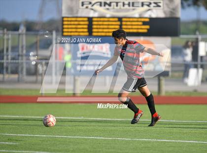 Thumbnail 1 in Bridgeland vs. MacArthur (UIL 6A Regional Quarterfinal Playoff) photogallery.