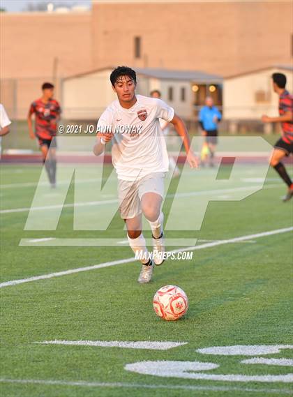 Thumbnail 2 in Bridgeland vs. MacArthur (UIL 6A Regional Quarterfinal Playoff) photogallery.