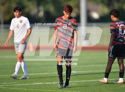 Thumbnail 2 in Bridgeland vs. MacArthur (UIL 6A Regional Quarterfinal Playoff) photogallery.