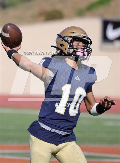 Thumbnail 3 in Mater Dei Catholic vs. Ramona (CIF SDS D3 Final) photogallery.