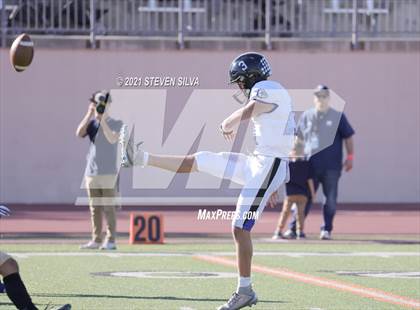 Thumbnail 1 in Mater Dei Catholic vs. Ramona (CIF SDS D3 Final) photogallery.
