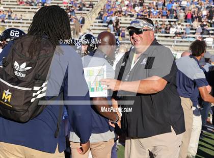 Thumbnail 2 in Mater Dei Catholic vs. Ramona (CIF SDS D3 Final) photogallery.