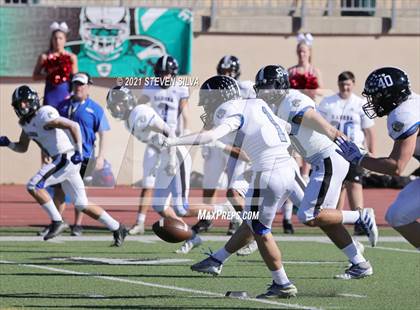 Thumbnail 2 in Mater Dei Catholic vs. Ramona (CIF SDS D3 Final) photogallery.