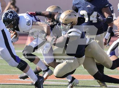 Thumbnail 3 in Mater Dei Catholic vs. Ramona (CIF SDS D3 Final) photogallery.