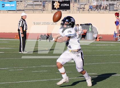 Thumbnail 3 in Mater Dei Catholic vs. Ramona (CIF SDS D3 Final) photogallery.