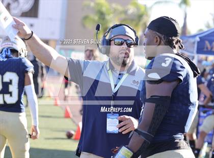 Thumbnail 3 in Mater Dei Catholic vs. Ramona (CIF SDS D3 Final) photogallery.
