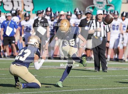 Thumbnail 2 in Mater Dei Catholic vs. Ramona (CIF SDS D3 Final) photogallery.