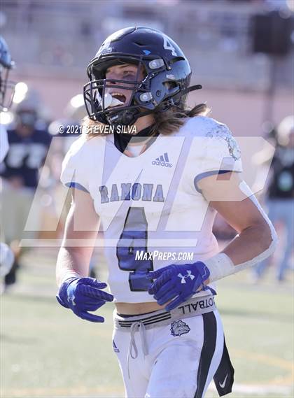 Thumbnail 3 in Mater Dei Catholic vs. Ramona (CIF SDS D3 Final) photogallery.