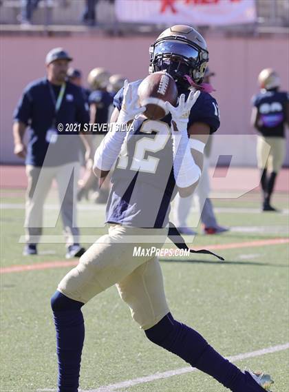 Thumbnail 1 in Mater Dei Catholic vs. Ramona (CIF SDS D3 Final) photogallery.