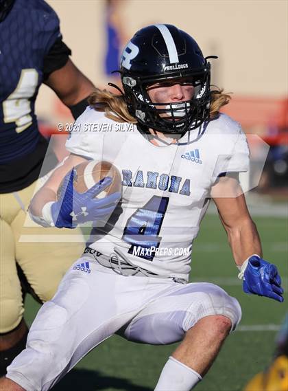 Thumbnail 2 in Mater Dei Catholic vs. Ramona (CIF SDS D3 Final) photogallery.