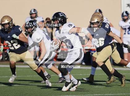 Thumbnail 2 in Mater Dei Catholic vs. Ramona (CIF SDS D3 Final) photogallery.