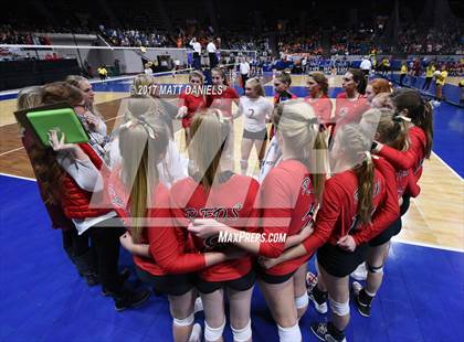 Thumbnail 2 in Eaton vs. Lutheran (CHSAA 3A Championship) photogallery.