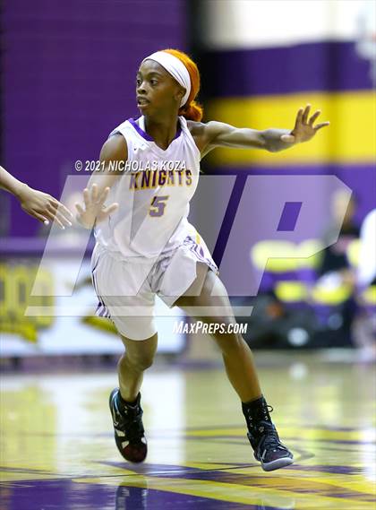 Thumbnail 3 in Etiwanda vs. Lynwood (CIF-SS Open Playoff) photogallery.