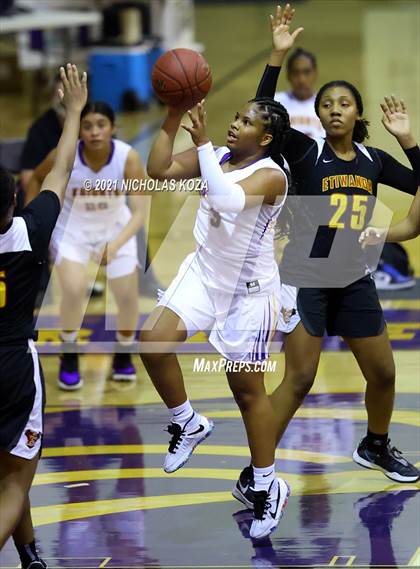 Thumbnail 3 in Etiwanda vs. Lynwood (CIF-SS Open Playoff) photogallery.